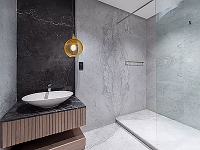 فيلا سمارت فاخرة من ٤ طوابق – جاهزة للتأجير بعائد صافي محتمل يصل إلى ٧٪