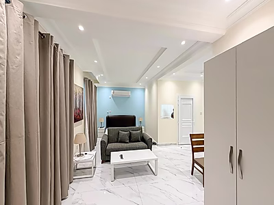 ملاذ فاخر بشقة بغرفة نوم واحدة | العثومة