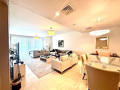 شقة أنيقة 3 غرف نوم | إطلالة مميزة | مفروشة بالكامل