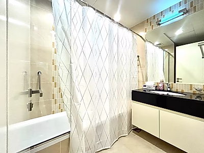 شقة أنيقة 3 غرف نوم | إطلالة مميزة | مفروشة بالكامل