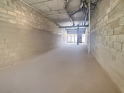 مساحة تجارية حصرية للإيجار في فوكس هيلز