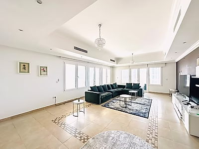 Elegant 3BR Apartment with Sea View | Porto Arabia