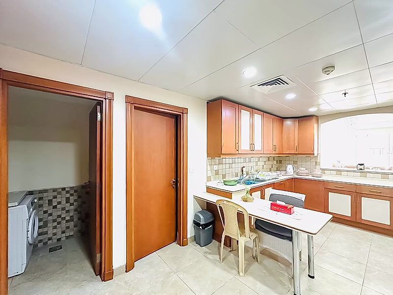 Elegant 3BR Apartment with Sea View | Porto Arabia - Photo 6