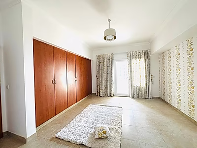 Elegant 3BR Apartment with Sea View | Porto Arabia