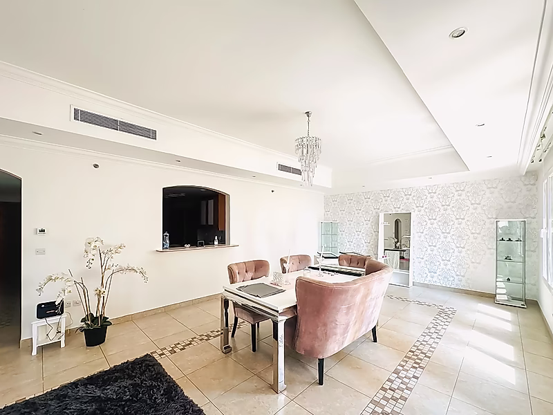 Elegant 3BR Apartment with Sea View | Porto Arabia - Photo 11