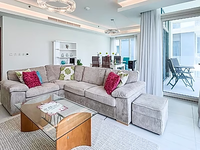 CAPTIVATING SEA VIEW | LUXURY 3BR+MAID'S HOME | GEWAN ISLAND