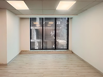 مكتب مجهز بالكامل بمساحة 208 متر مربع في السد