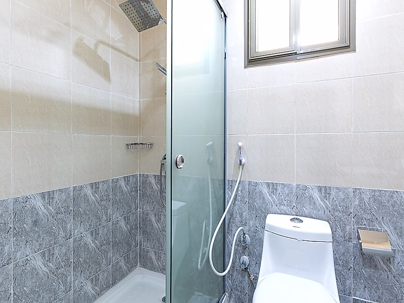 LUXURY 6-BEDROOM COMPOUND VILLA IN AL WAKRA – READY TO MOVE IN - Photo 8