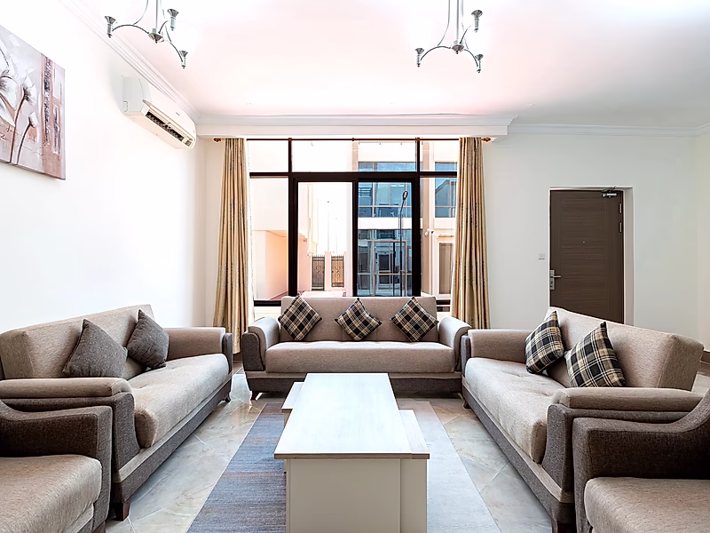 LUXURY 6-BEDROOM COMPOUND VILLA IN AL WAKRA – READY TO MOVE IN - Photo 12