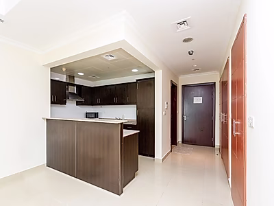 SUPERB HIGH-FLOOR STUDIO WITH MARINA VIEW!