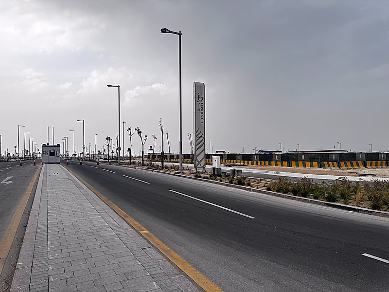 قطعة أرض مميزة للتملك الحر للبيع – لوسيل (منطقة حزوم) - ابنِ منزل أحلامك اليوم - Photo 4