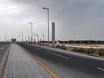 قطعة أرض مميزة للتملك الحر للبيع – لوسيل (منطقة حزوم) - ابنِ منزل أحلامك اليوم