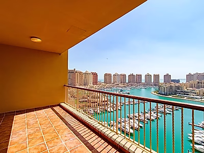 180° Panoramic Marina View | 2BR Stylish Apartment with Large Veranda | The Pearl Qatar