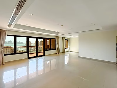 180° Panoramic Marina View | 2BR Stylish Apartment with Large Veranda | The Pearl Qatar