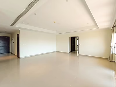 180° Panoramic Marina View | 2BR Stylish Apartment with Large Veranda | The Pearl Qatar