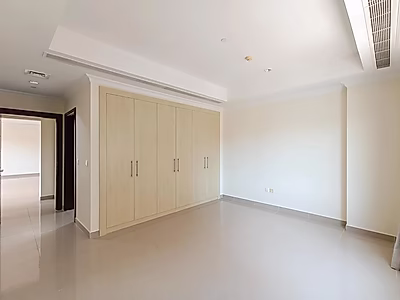 180° Panoramic Marina View | 2BR Stylish Apartment with Large Veranda | The Pearl Qatar