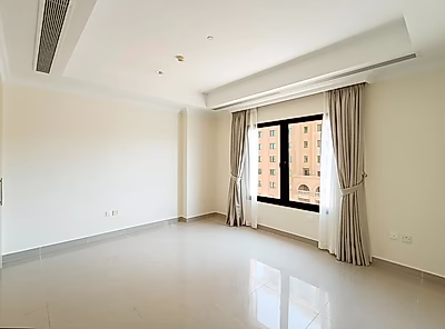 180° Panoramic Marina View | 2BR Stylish Apartment with Large Veranda | The Pearl Qatar