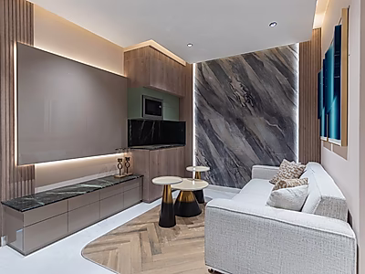 فيلا ذكية فاخرة – موقع زاوية مميز | مسبح خاص | جلسة روف بإطلالات مفتوحة | فرصة استثمارية استثنائية