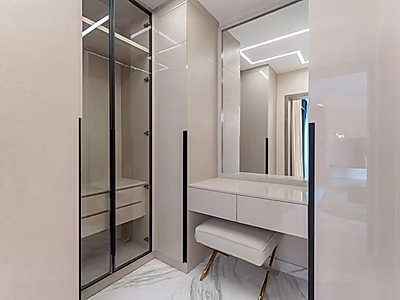 فيلا ذكية فاخرة – موقع زاوية مميز | مسبح خاص | جلسة روف بإطلالات مفتوحة | فرصة استثمارية استثنائية