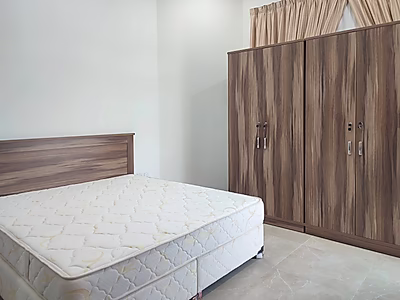 شقة عصرية بغرفتي نوم للإيجار في الواب