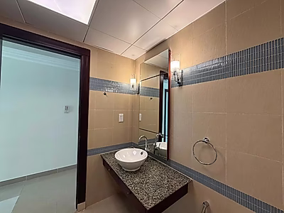 دوبلكس | 4 غرف نوم + خادمة | اللؤلؤة - قطر