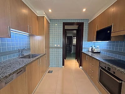 دوبلكس | 4 غرف نوم + خادمة | اللؤلؤة - قطر