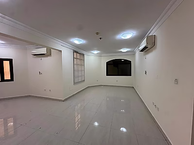 فيلا فاخرة مكونة من 6 غرف نوم في الواف