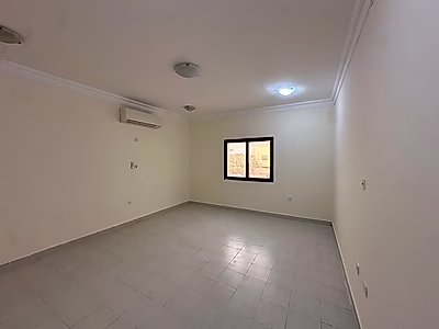 فيلا فاخرة مكونة من 6 غرف نوم في الواف