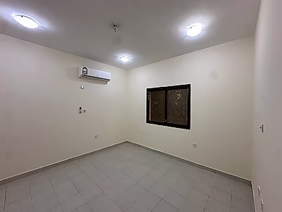 فيلا فاخرة مكونة من 6 غرف نوم في الواف