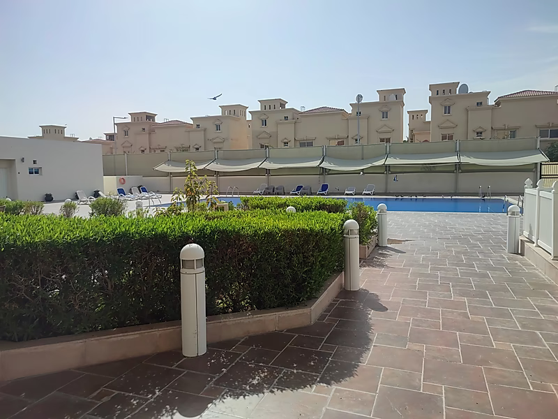 فيلا رائعة في مجمع سكني | ملاذ عائلي مثالي - Photo 17