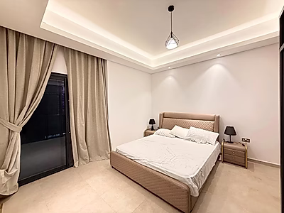 غرفتا نوم | مفروشة بالكامل | إطلالة على المدينة وجزيرة ماها | مرسى لوسيل