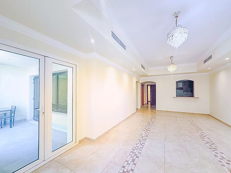 A month free! Stunning 2BR Apartment for Rent | Porto Arabia - Photo 2