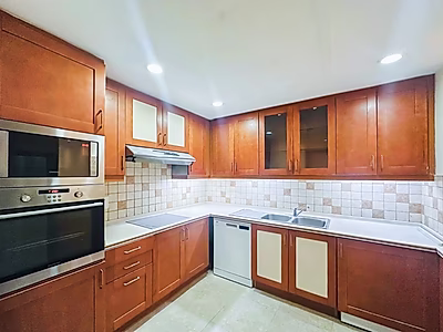 A month free! Stunning 2BR Apartment for Rent | Porto Arabia