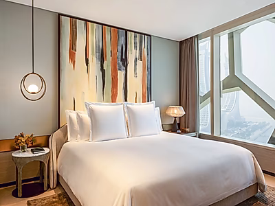 شقة فاخرة مخدومة مع الخدمات مشمولة في مارينا لوسيل