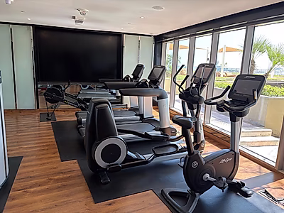 beachfront oasis 2 bedroom apartment