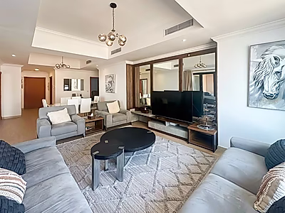 LUXURIOUS 1 + OFFICE | UNIQUE LAYOUT, VIEW AND FULLY REFURBISHED | READY TO MOVE IN