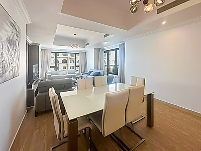 LUXURIOUS 1 + OFFICE | UNIQUE LAYOUT, VIEW AND FULLY REFURBISHED | READY TO MOVE IN