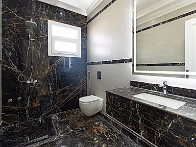 فيلا فخمة مع مساحات خاصة وتصميم أنيق