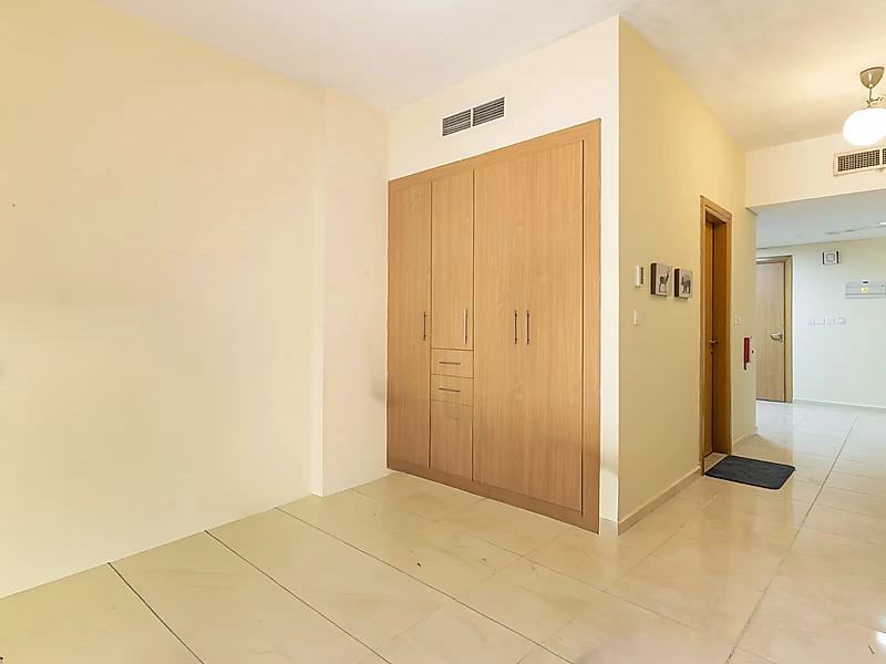 READY INVESTMENT STUDIO WITH BALCONY | FOX HILLS - Photo 3