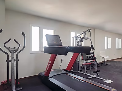 شقة بثلاث غرف نوم في الواعب | للإيجار الآن