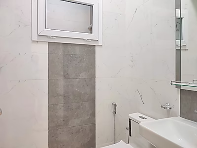 شقة بثلاث غرف نوم في الواب