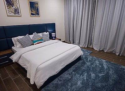 شقة مفروشة بالكامل للبيع في لوسيل، غرفتا نوم وحمامان