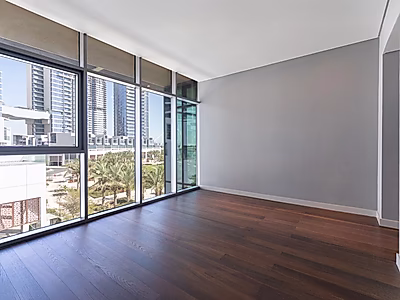 حياة فاخرة بإطلالة بحرية – تاون هاوس واسع 4 غرف نوم + غرفة خادمة