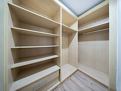 Elegant 1BR + Office Apartment | Immediate Occupancy