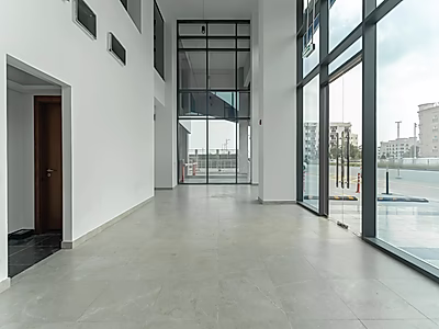 مساحة استثنائية بطابع معماري آسر في قلب لوسيل