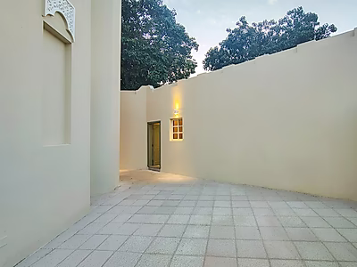 فيلا رائعة بـ5 غرف نوم أو أكثر | تصميم أنيق