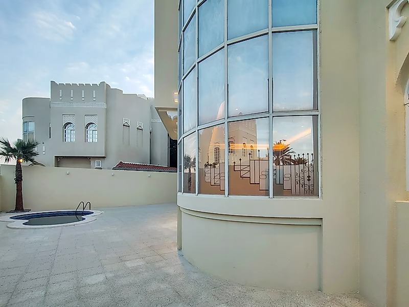 Exquisite 5+BR Villa | Elegant Interiors - Photo 12