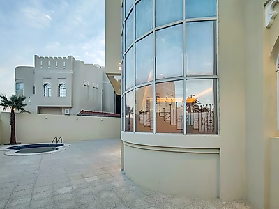 فيلا رائعة بـ5 غرف نوم أو أكثر | تصميم أنيق