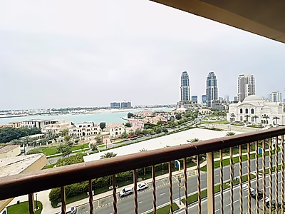 Marina view Spacious Living  2BR FF Apartment