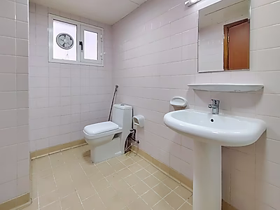 فيلا فسيحة للعيش العائلي الفاخر